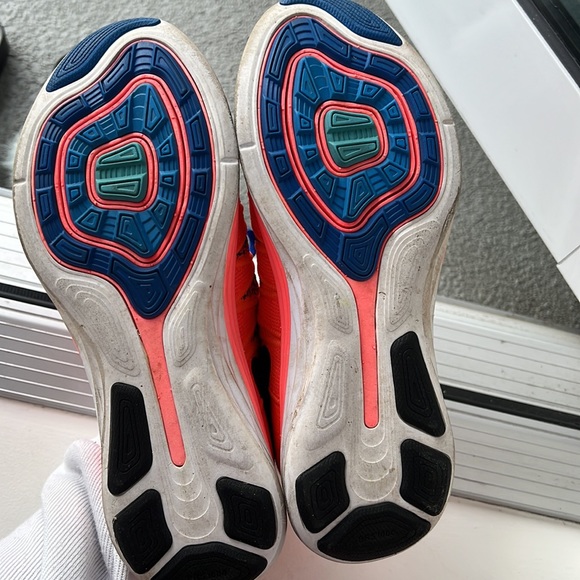 Nike flyknit lunar2 running trainers - Picture 7 of 7